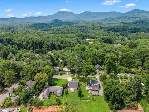 View/Area - 143 Broadway Ave, Tryon, NC 28782 photo 2 of 2