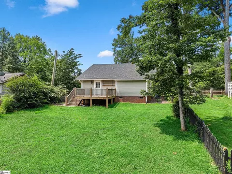 Exterior - 143 Broadway Ave, Tryon, NC 28782 photo 8 of 9