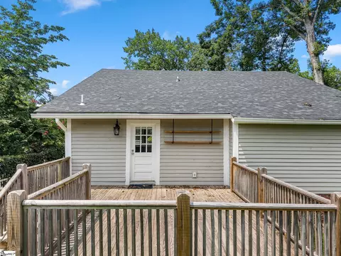 Exterior - 143 Broadway Ave, Tryon, NC 28782 photo 6 of 9