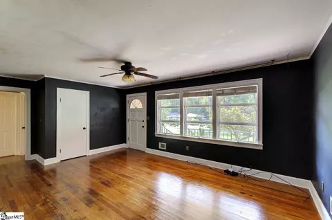 Living - 307 Andrew Ave, Easley, SC 29640 photo 3 of 4
