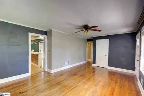 Living - 307 Andrew Ave, Easley, SC 29640 photo 4 of 4