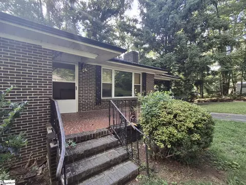 Exterior - 211 Thomas Rd, Pickens, SC 29671 photo 2 of 9