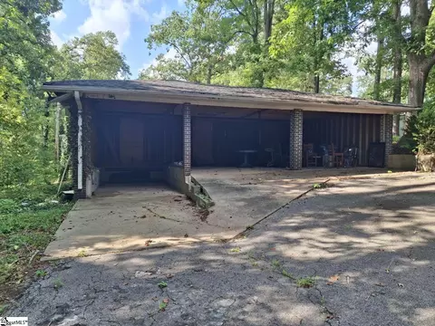 Exterior - 211 Thomas Rd, Pickens, SC 29671 photo 6 of 9