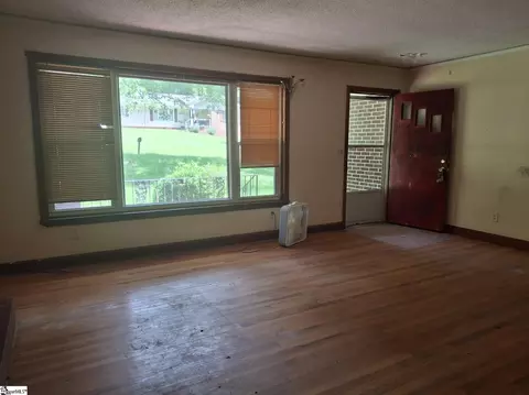 Living - 211 Thomas Rd, Pickens, SC 29671 photo 1 of 2