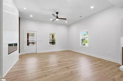 Living - 207 S 7th St, Easley, SC 29640 photo 4 of 5