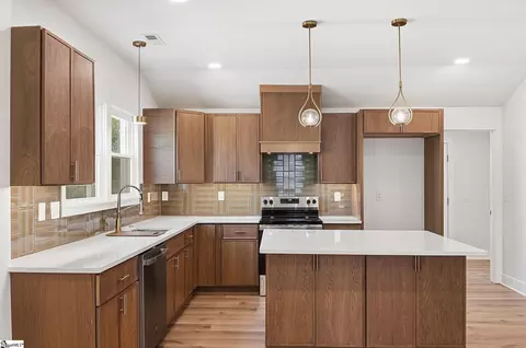 Kitchen - 207 S 7th St, Easley, SC 29640 photo 2 of 5