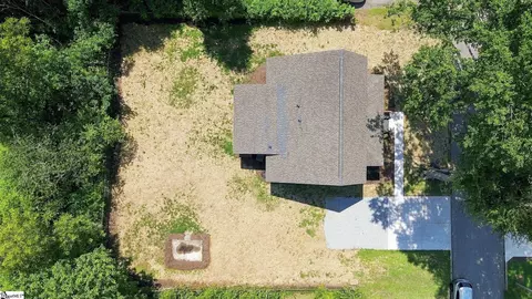 View/Area - 207 S 7th St, Easley, SC 29640 photo 1 of 5