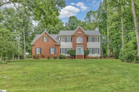 6 Clearwater Ct, Taylors, SC 29687