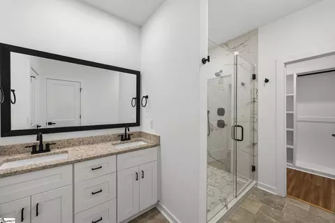 Entry Way - 202 Pine St, Easley, SC 29640 photo 2 of 4