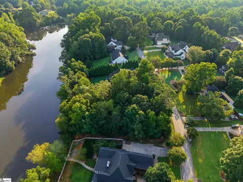 129 Upper Lake Dr, Easley, SC 29640 photo 6
