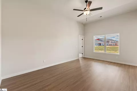 1085 Mossy Oak Dr, Moore, SC 29369 photo 3