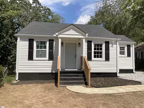 15 Orlando Ave, Greenville, SC 29609