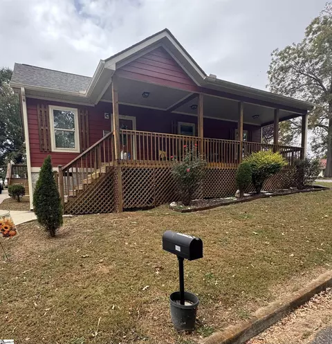117 Helen St, Spartanburg, SC 29301