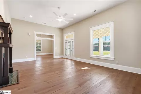Living - 200 S C St, Easley, SC 29640 photo 3 of 11