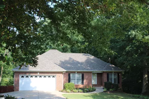 447 Maplecroft St, Spartanburg, SC 29303