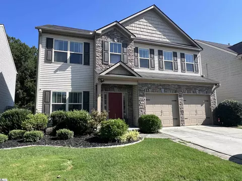 324 Barrett Chase Dr, Simpsonville, SC 29680