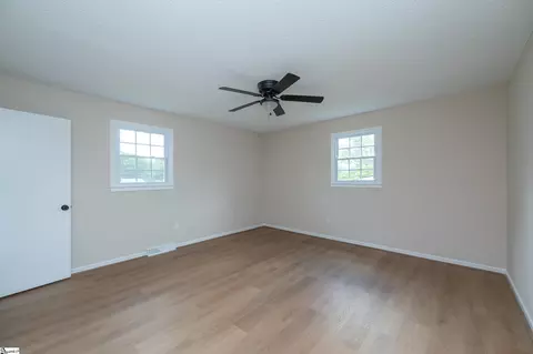 Bedroom - 115 Wolfe Rd, Greer, SC 29650 photo 2 of 7