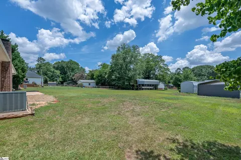 Exterior - 115 Wolfe Rd, Greer, SC 29650 photo 6 of 7
