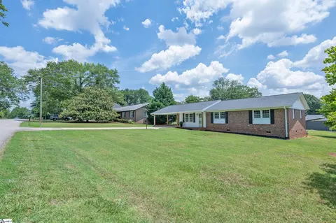 Exterior - 115 Wolfe Rd, Greer, SC 29650 photo 7 of 7