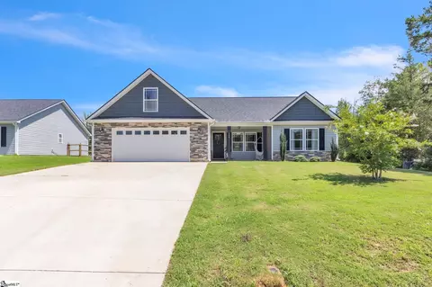 1664 Hannon Rd, Inman, SC 29349