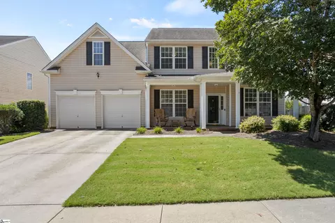 16 Smokehouse Dr, Simpsonville, SC 29681