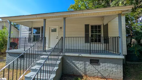 6 9th St, Greenville, SC 29611
