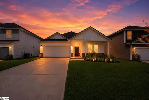 138 Layken Dr, Fountain Inn, SC 29644