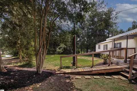 410 Cedar Cir, Easley, SC 29642 photo 9