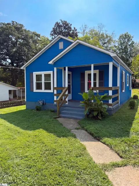946 N Logan St, Gaffney, SC 29341