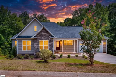 Exterior - 110 Equestrian Trl, Easley, SC 29642 photo 4 of 4