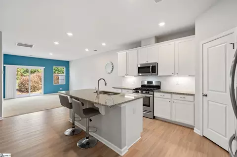 Kitchen - 5 Table Mountain Trl, Greer, SC 29651 photo 1 of 3