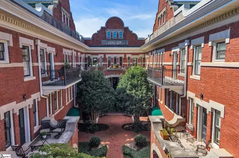 400 E Washington St UNIT 5, Greenville, SC 29601