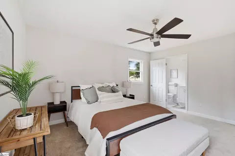 Bedroom - 401 Clarendon Dr, Easley, SC 29642 photo 7 of 7