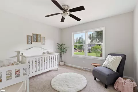 Bedroom - 401 Clarendon Dr, Easley, SC 29642 photo 4 of 7