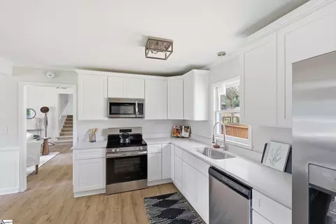 Kitchen - 401 Clarendon Dr, Easley, SC 29642 photo 1 of 3