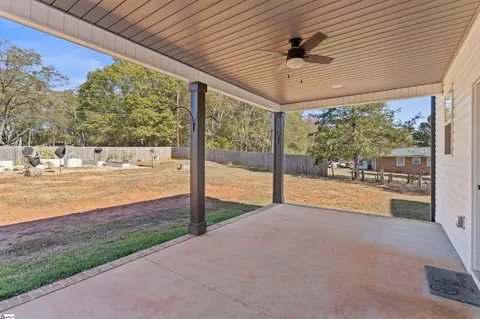 Exterior - 3 Sunset Ct, Williamston, SC 29697 photo 3 of 5