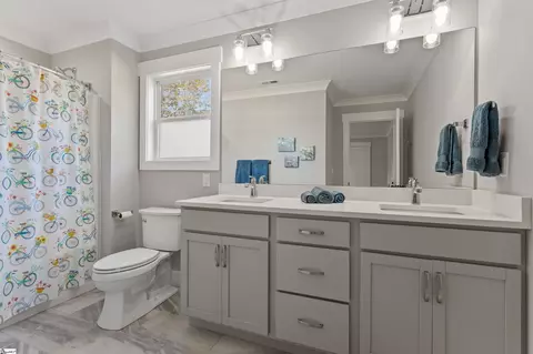 Bath - 3 Sunset Ct, Williamston, SC 29697 photo 1 of 3