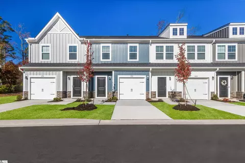 320 Mykonos Dr, Mauldin, SC 29662