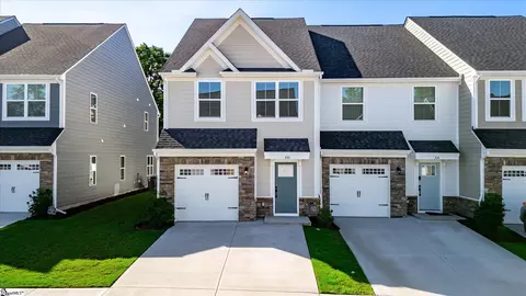 336 Lograto Ln, Simpsonville, SC 29681