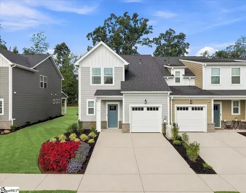 1 Thurlow Ct, Greenville, SC 29615