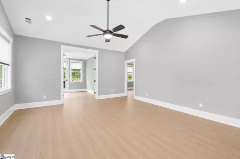564 Backacre Ct, Greer, SC 29651 photo 7