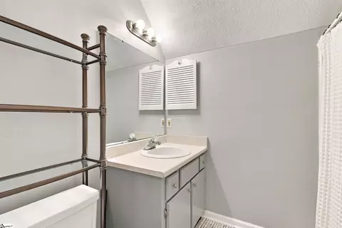 Bath - 1801 Old Mill Rd, Easley, SC 29642 photo 3 of 4