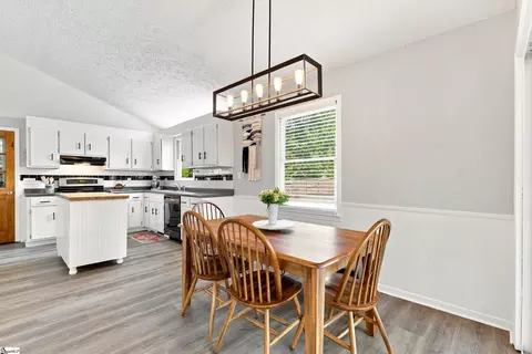 Dining - 1801 Old Mill Rd, Easley, SC 29642 photo 1 of 2