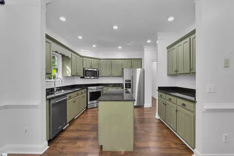 Kitchen - 107 Blackfox Way, Sunset, SC 29685 photo 2 of 2