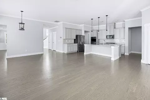 Living - 421 Combahee Ct, Greer, SC 29651 photo 3 of 6