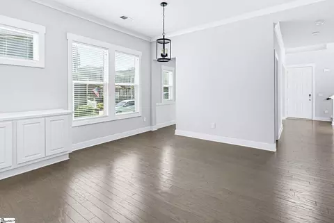 Living - 421 Combahee Ct, Greer, SC 29651 photo 6 of 6