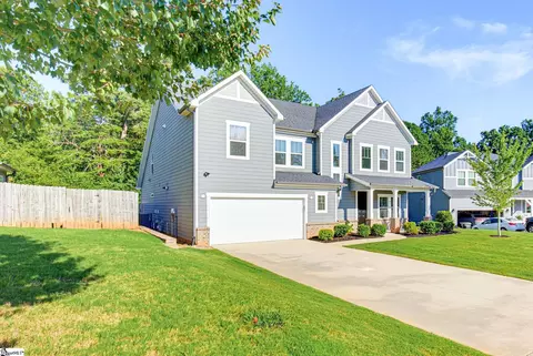 Exterior - 421 Combahee Ct, Greer, SC 29651 photo 3 of 6