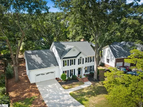 4 Cutting Horse Ct, Simpsonville, SC 29680