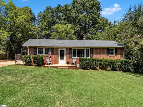 103 Sharon Dr, Greenville, SC 29617