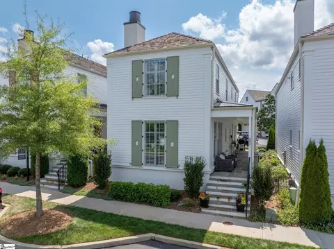 205 Bowman Rd, Greenville, SC 29615